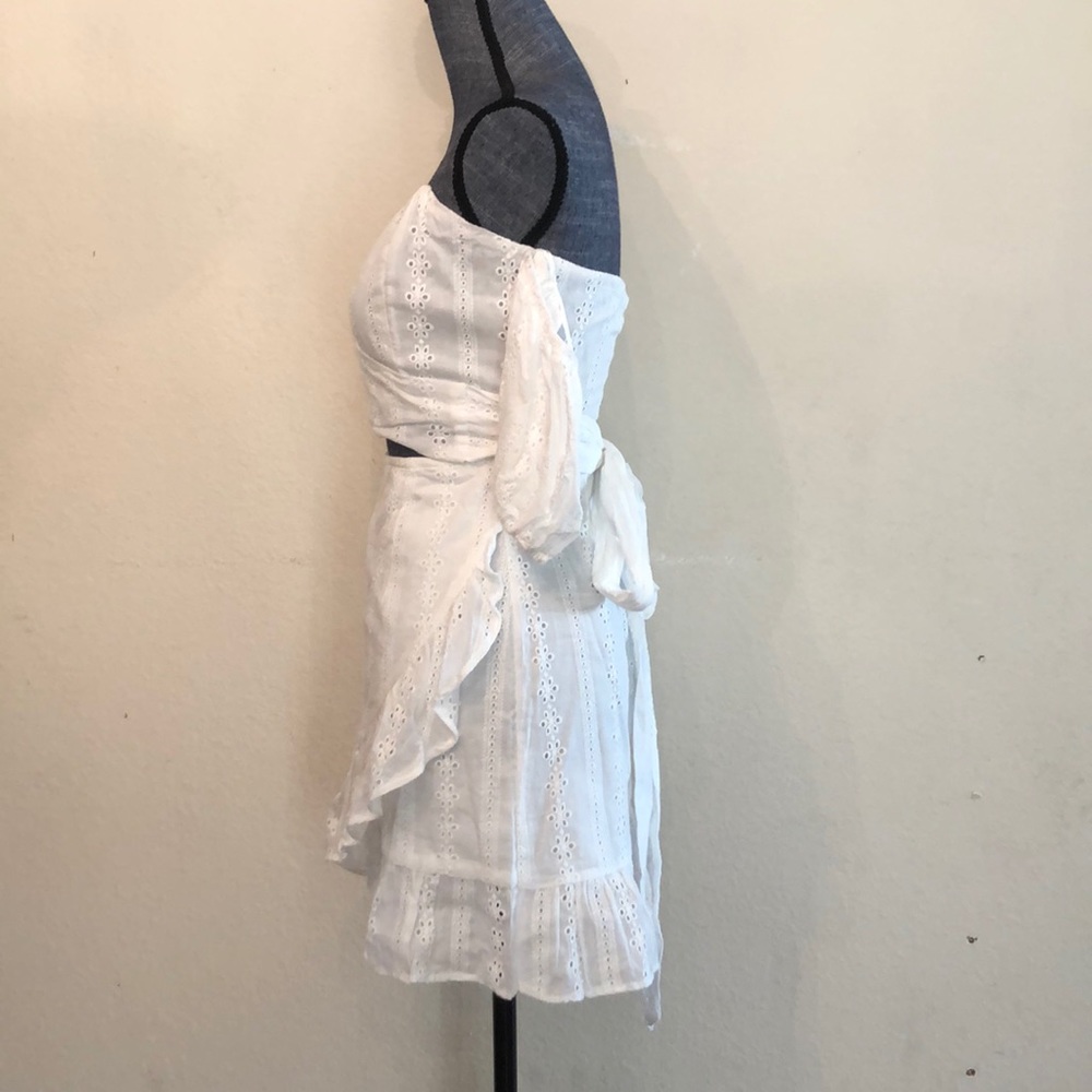 Off shoulder mini dress - Picture 2 of 8